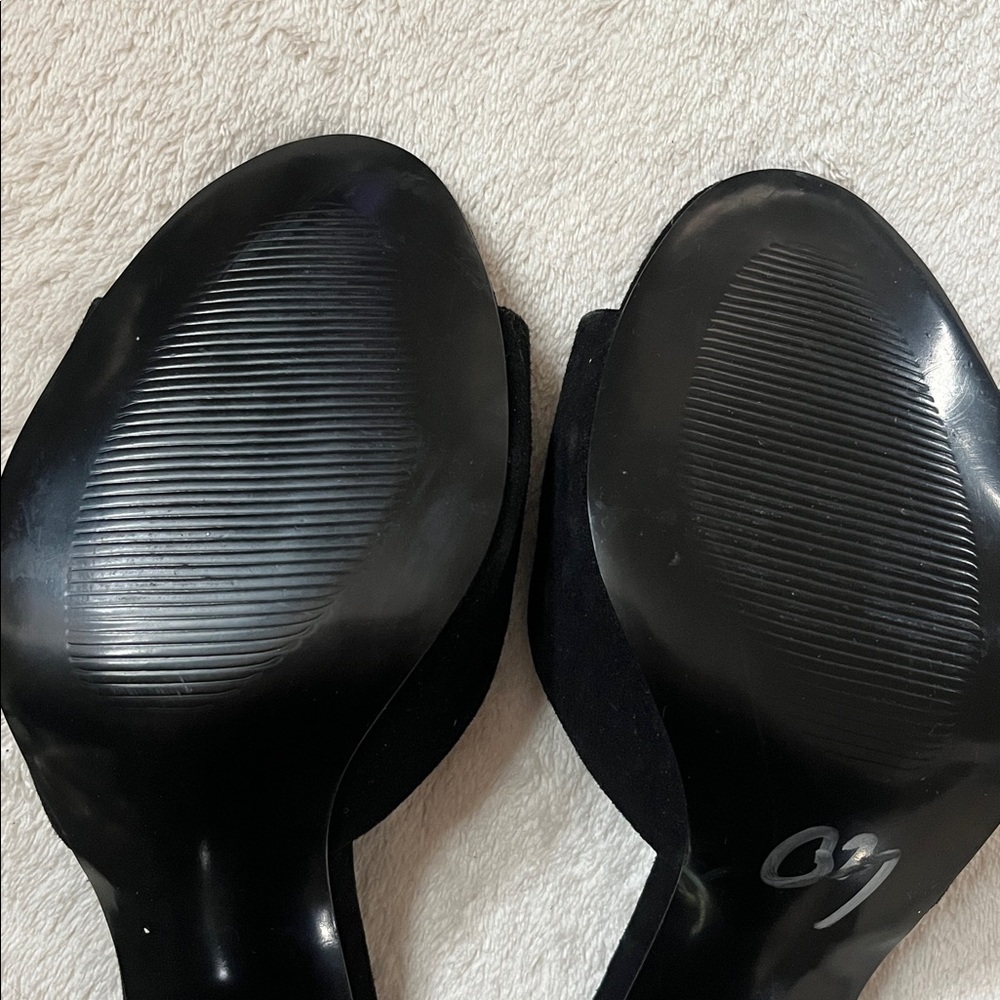 Black Suede “Erin” Steve Madden Heels Sandals Mules sz 8.5 New - Picture 10 of 11